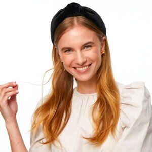 LELE SADOUGHI Black Velvet Knotted Headband